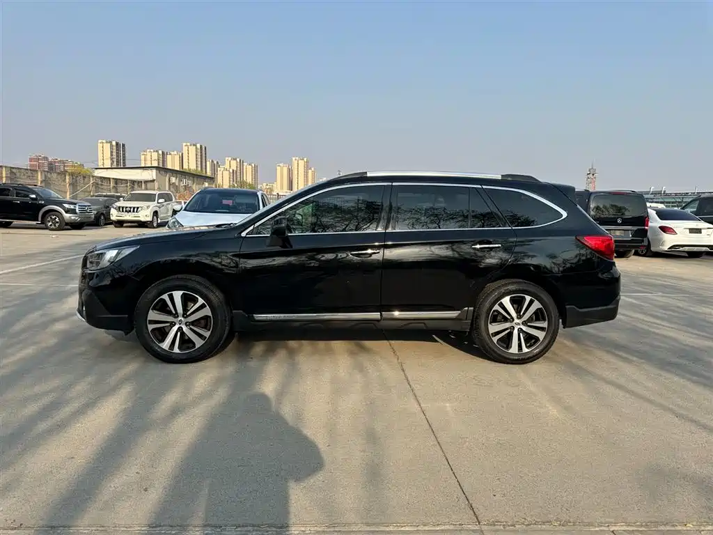 SUBARU OUTBACK