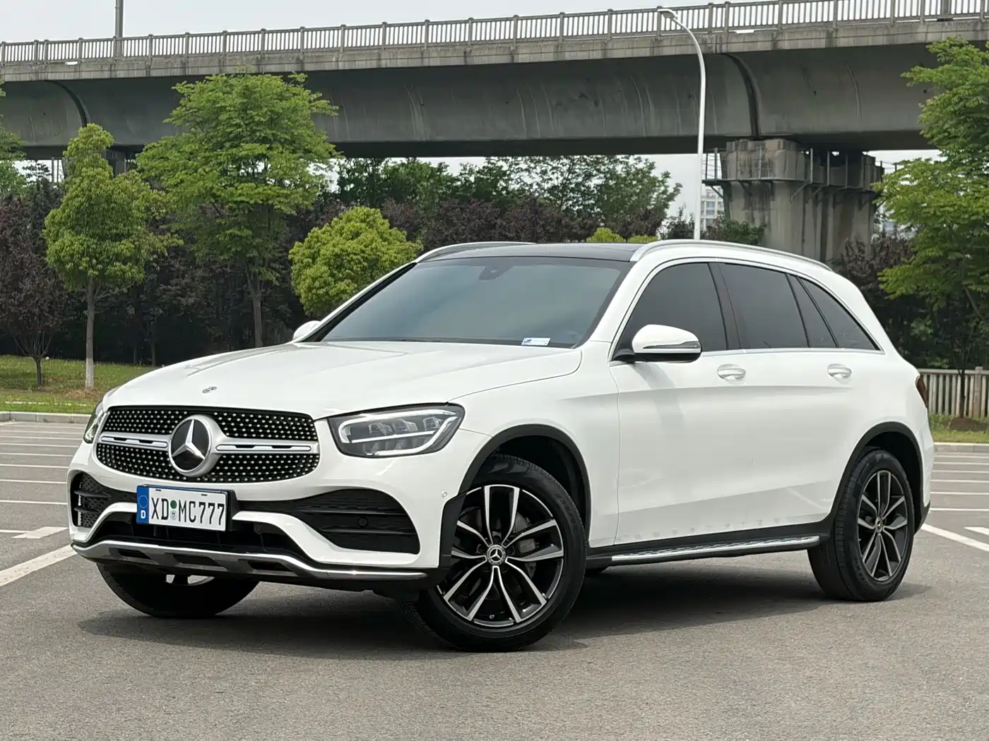 Mercedes-Benz GLC 2022 Model GLC 260 L 4MATIC Luxury Edition