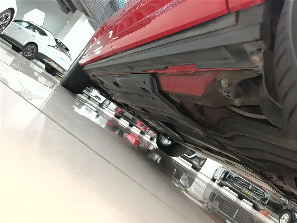 Audi Q2L 2018 35 TFSI Fashion Elegance China VI фото 21