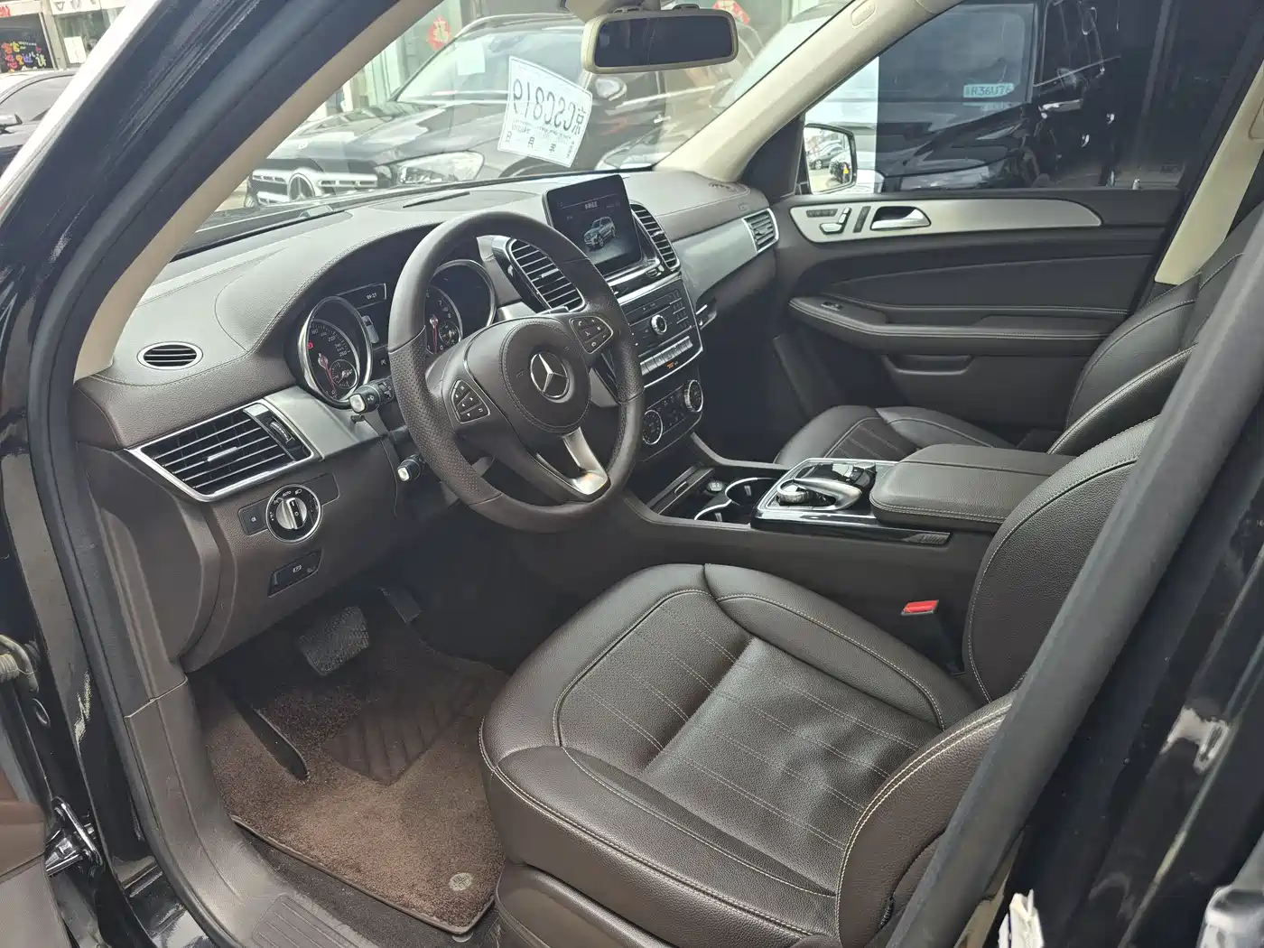 Mercedes-Benz GLS 2018 Facelift GLS 320 4MATIC фото 7