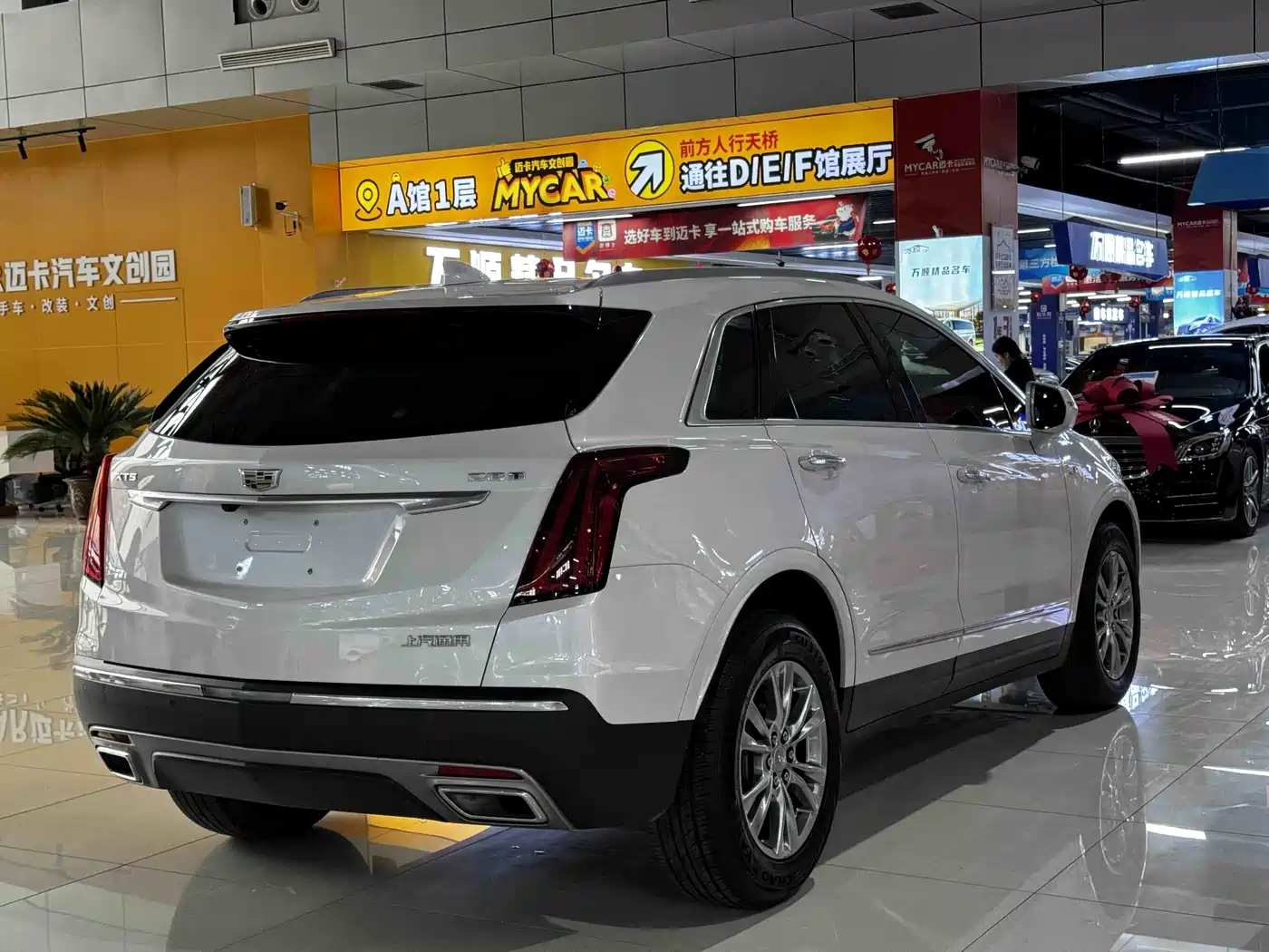 CADILLAC XT5