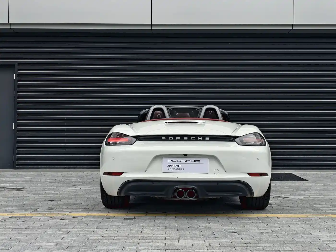 Porsche 718 2022 Boxster T 2.0T фото 5