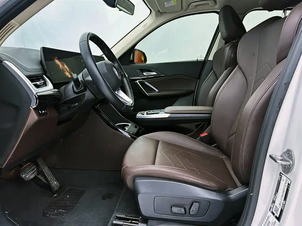 BMW X1 2023 sDrive20Li X Design Package фото 11