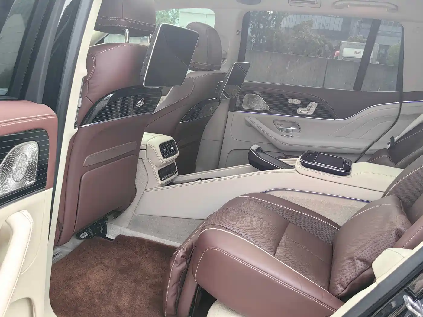 Mercedes-Benz Maybach GLS 2021 GLS 480 4MATIC фото 11