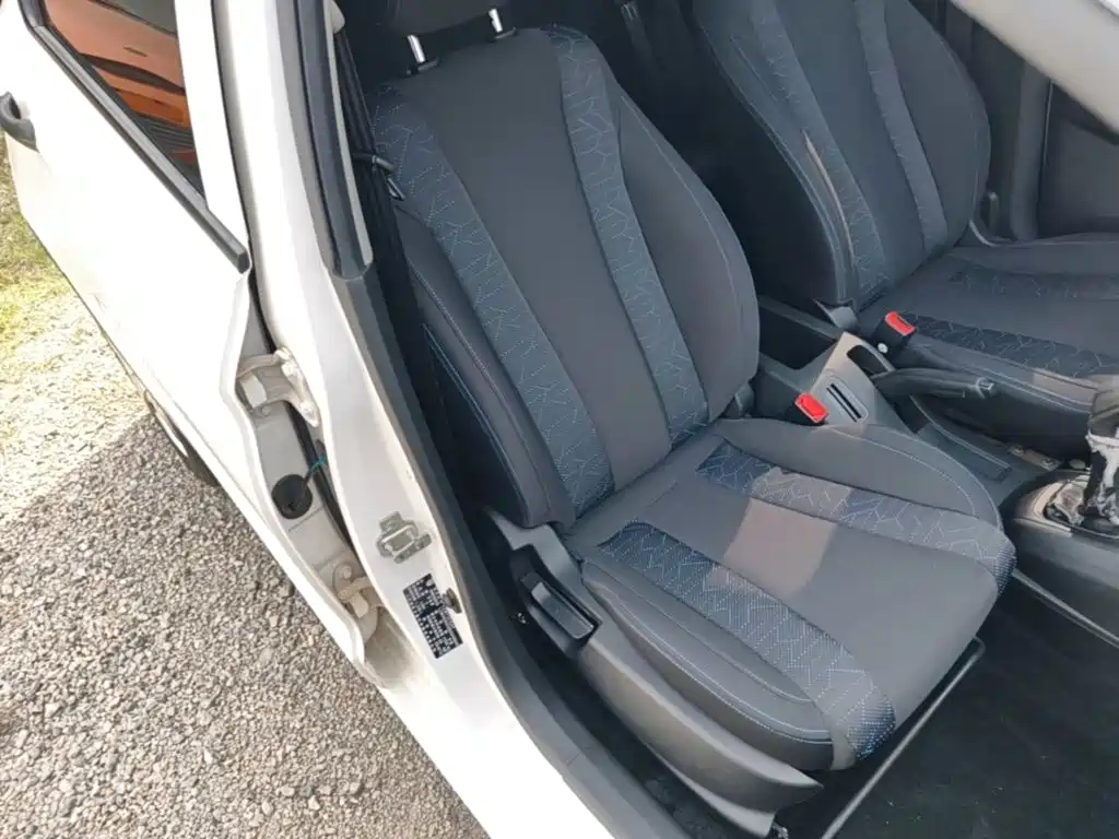 Baojun 310 2016 2016 1.2L Manual Value Edition