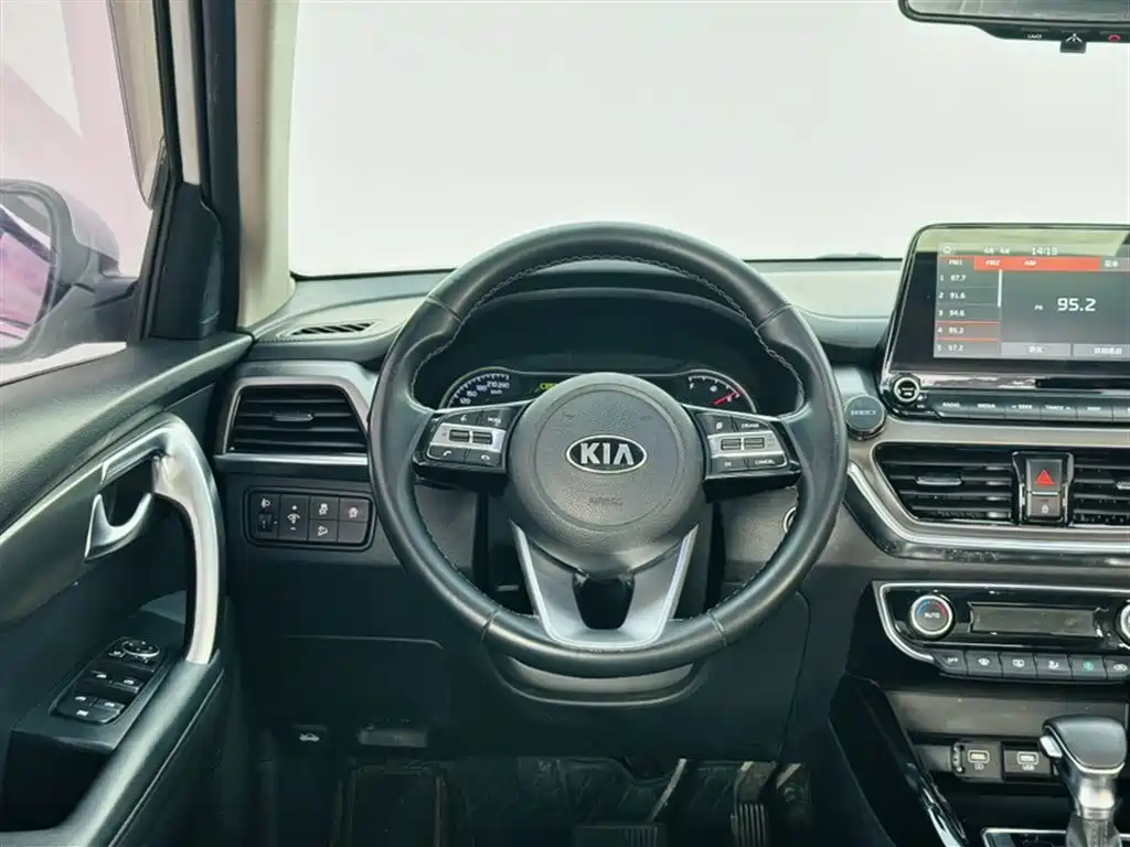 Kia Sportage 2019 2.0L Automatic Smart Luxury Edition фото 21