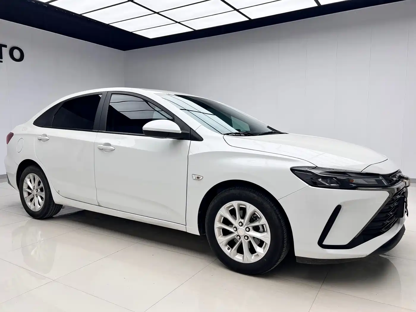 Chevrolet Monza 2023 1.5L Dual-Clutch Enjoyment Edition фото 3