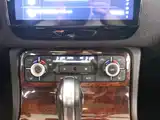 Фото 9 - Volkswagen Touareg