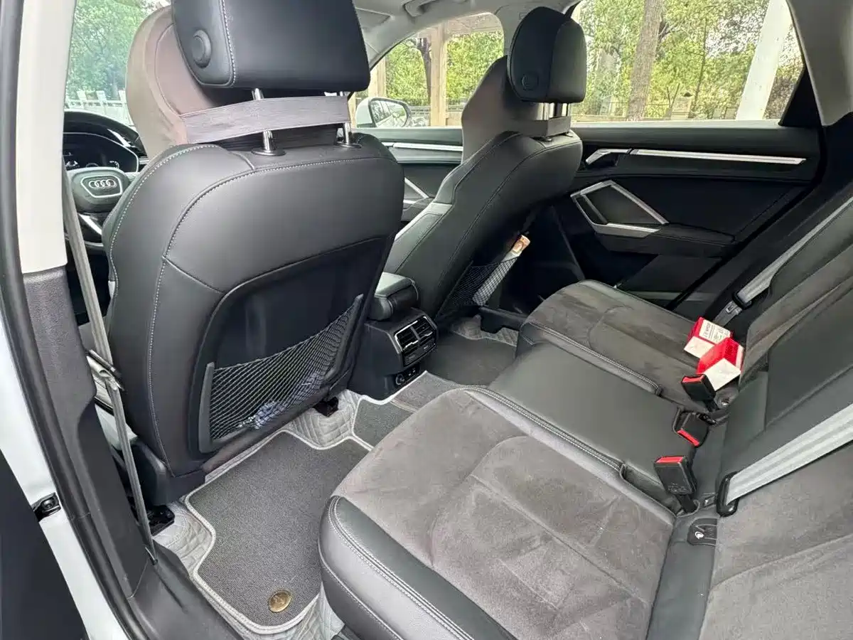 Фото 5 - Audi Q3