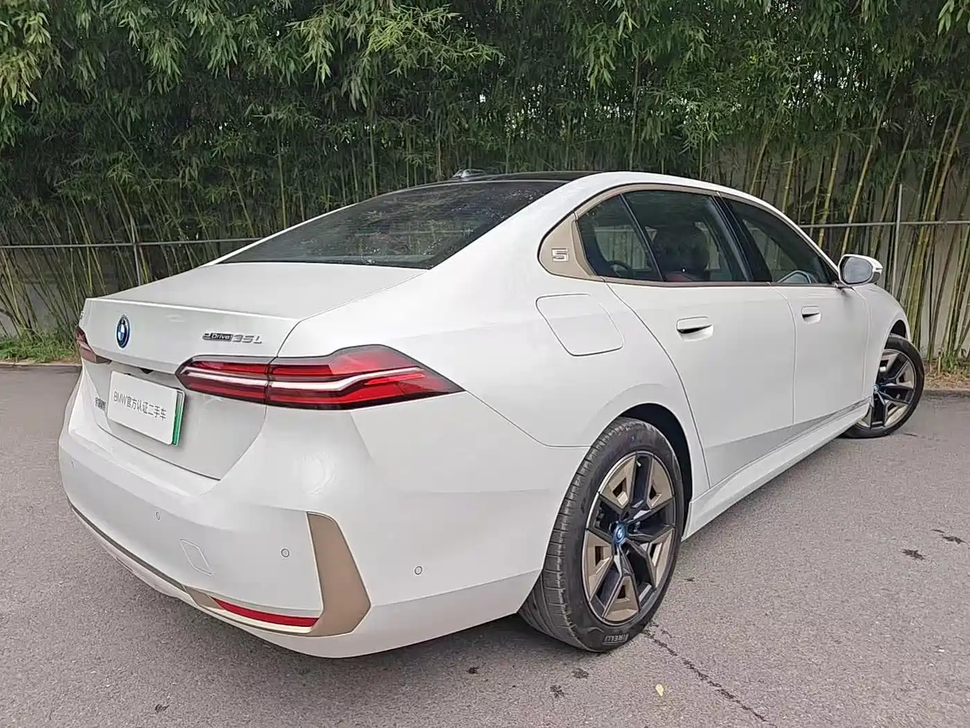 BMW i5 2024 eDrive 35L Premium Luxury Package фото 5