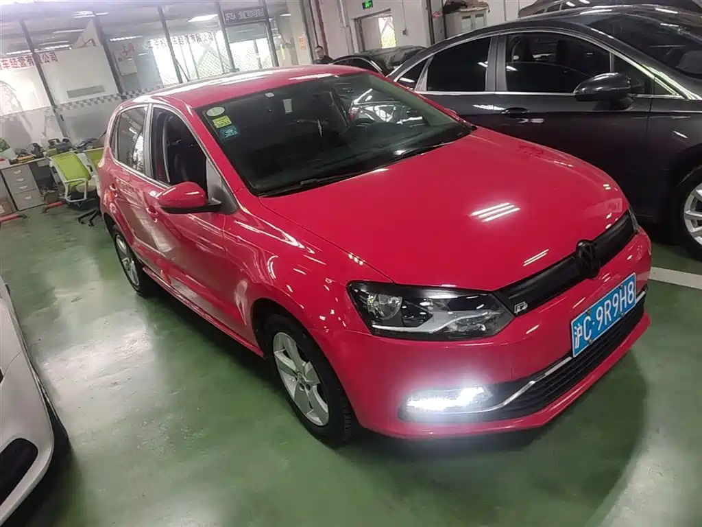 Volkswagen Polo 2016 1.4L Automatic Trend фото 6