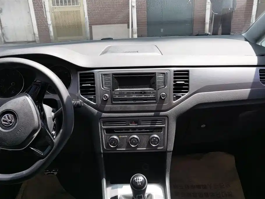 Volkswagen Golf Sportsvan 2016 1.6L Manual Comfort фото 13