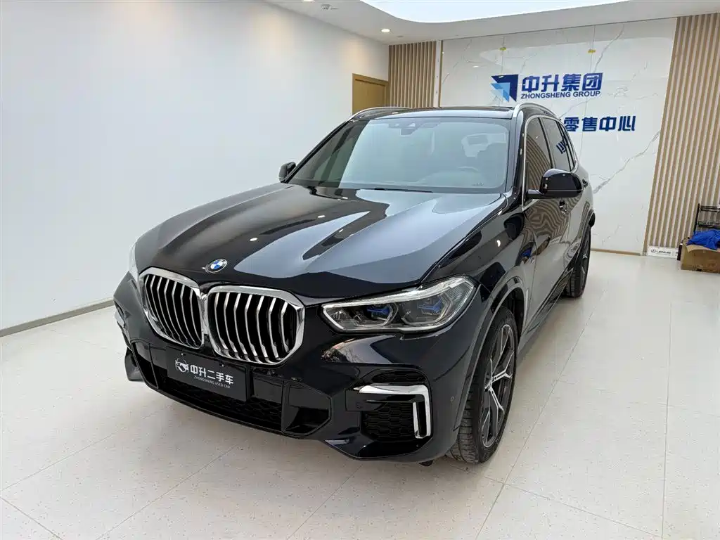 BMW X5 2022 Model xDrive 40Li M Sport Package