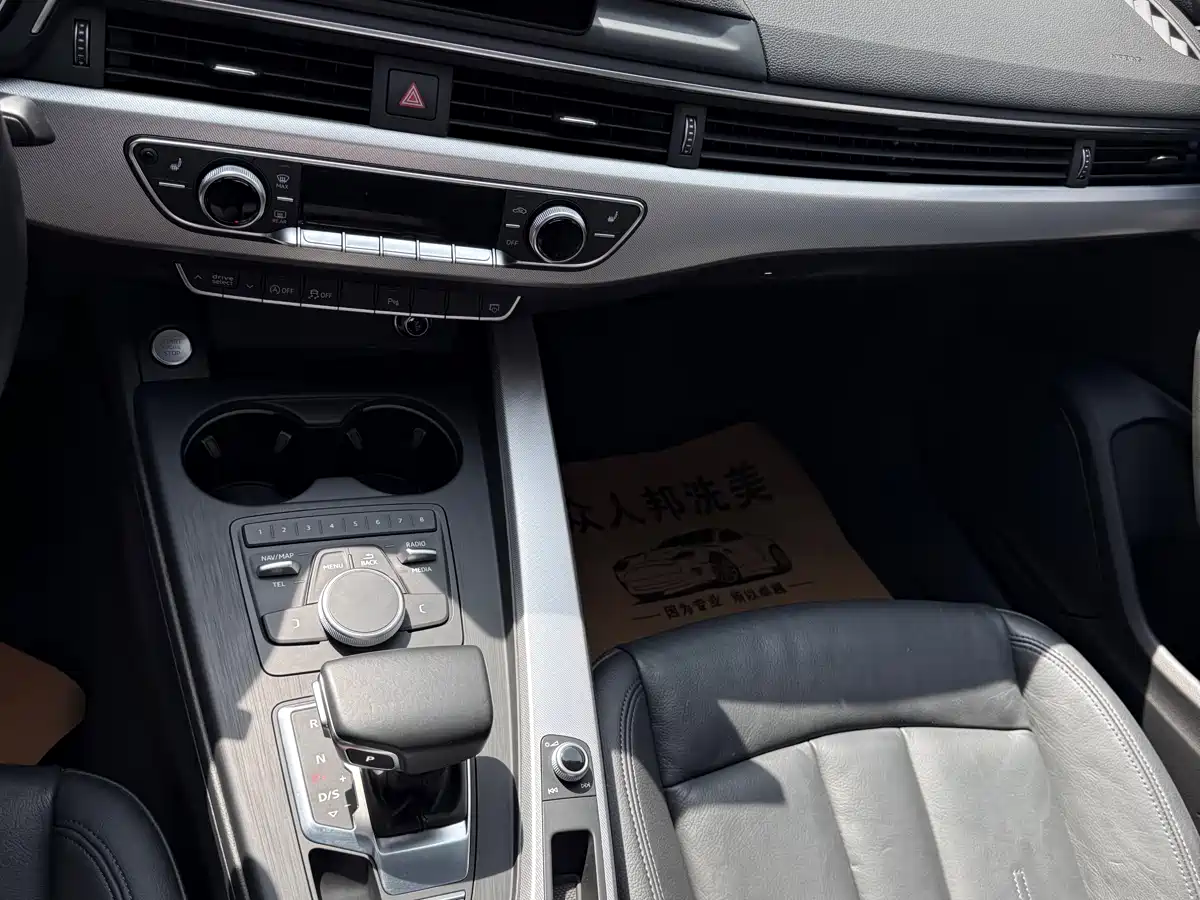 Audi A5 (Import) 2017 Sportback 40 TFSI Fashion фото 25