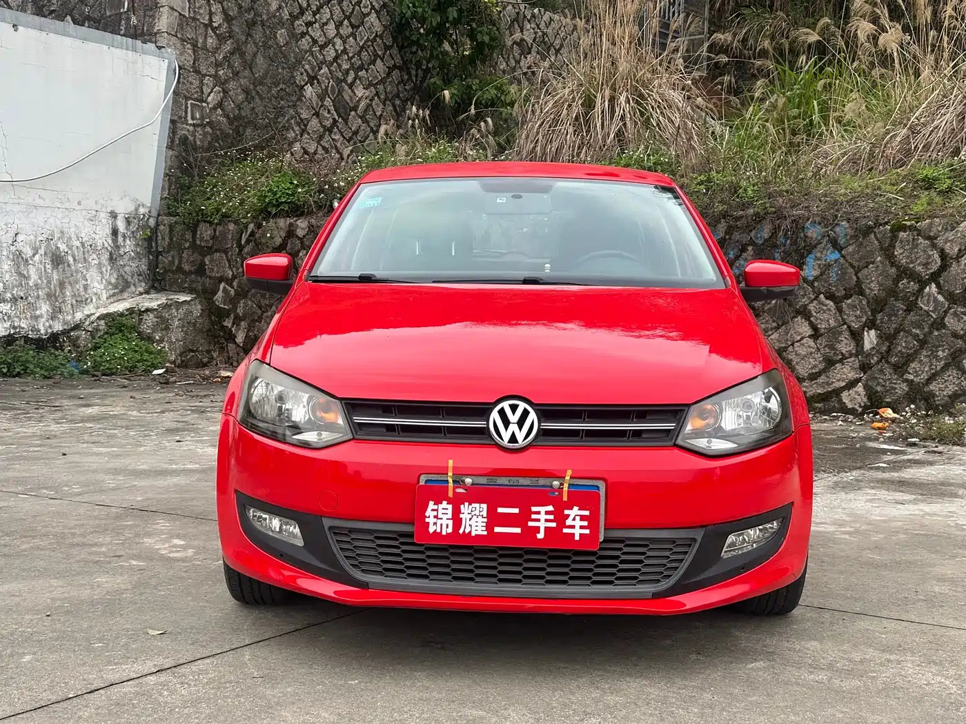 Volkswagen Polo 2011 1.6L Automatic Style Edition фото 2