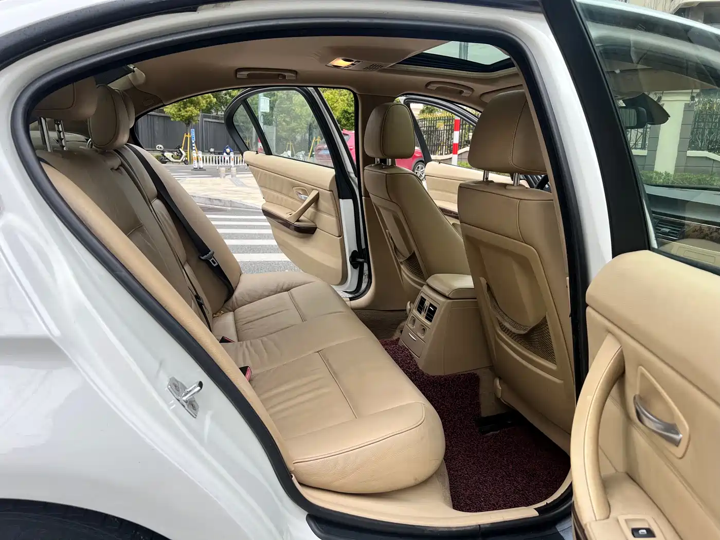 BMW 3 Series 2007 320i Luxury фото 13