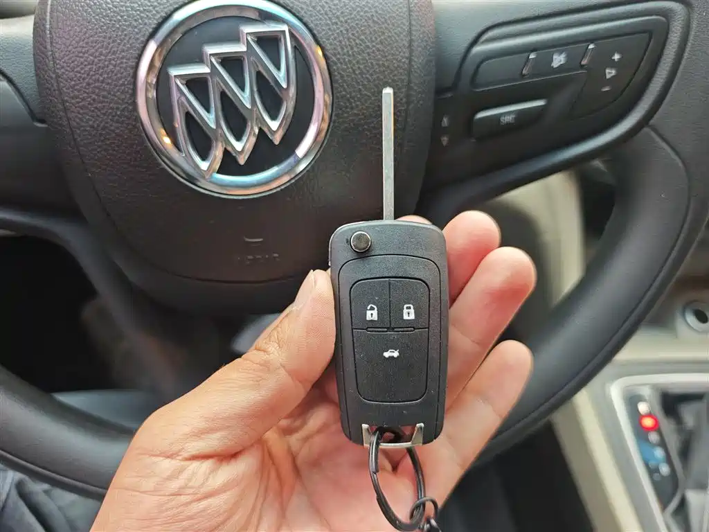 Buick Excelle 2015 15N Automatic Progressive фото 24