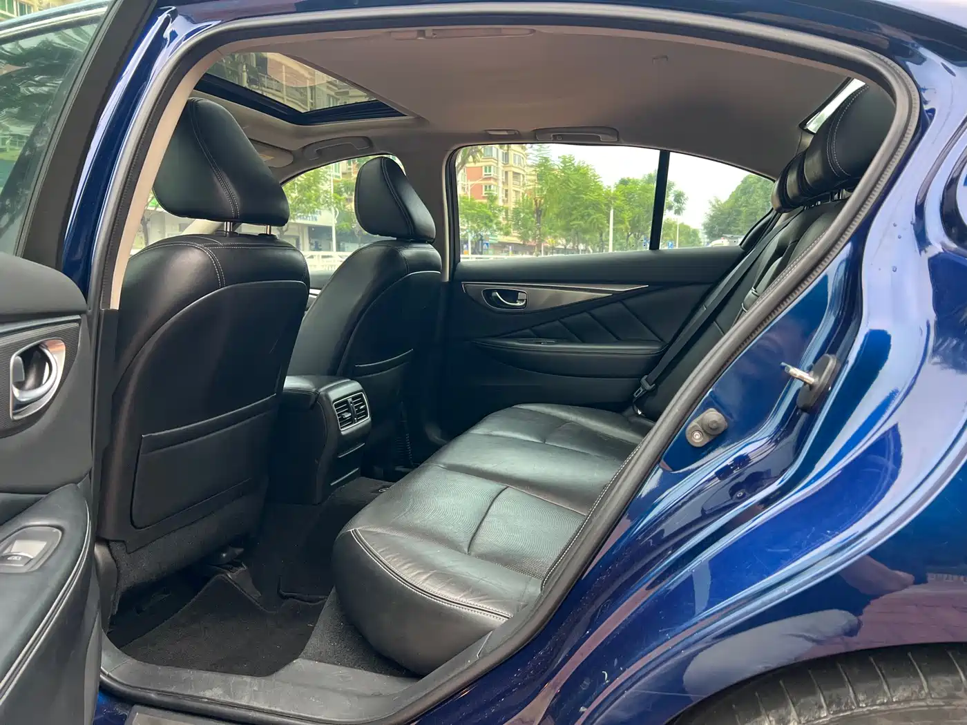Infiniti Q50L 2019 2018 2.0T Premium Edition (China VI)