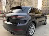 Photo 9 - Porsche Cayenne New Energy