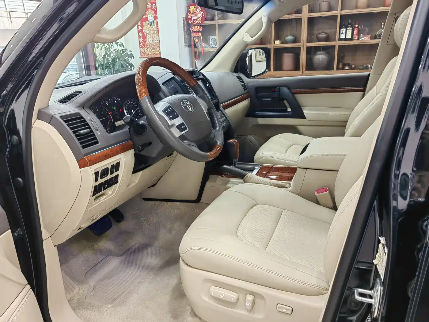 Toyota Land Cruiser (Import) фото 7