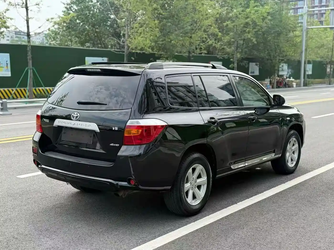 Фото 3 - Toyota Highlander