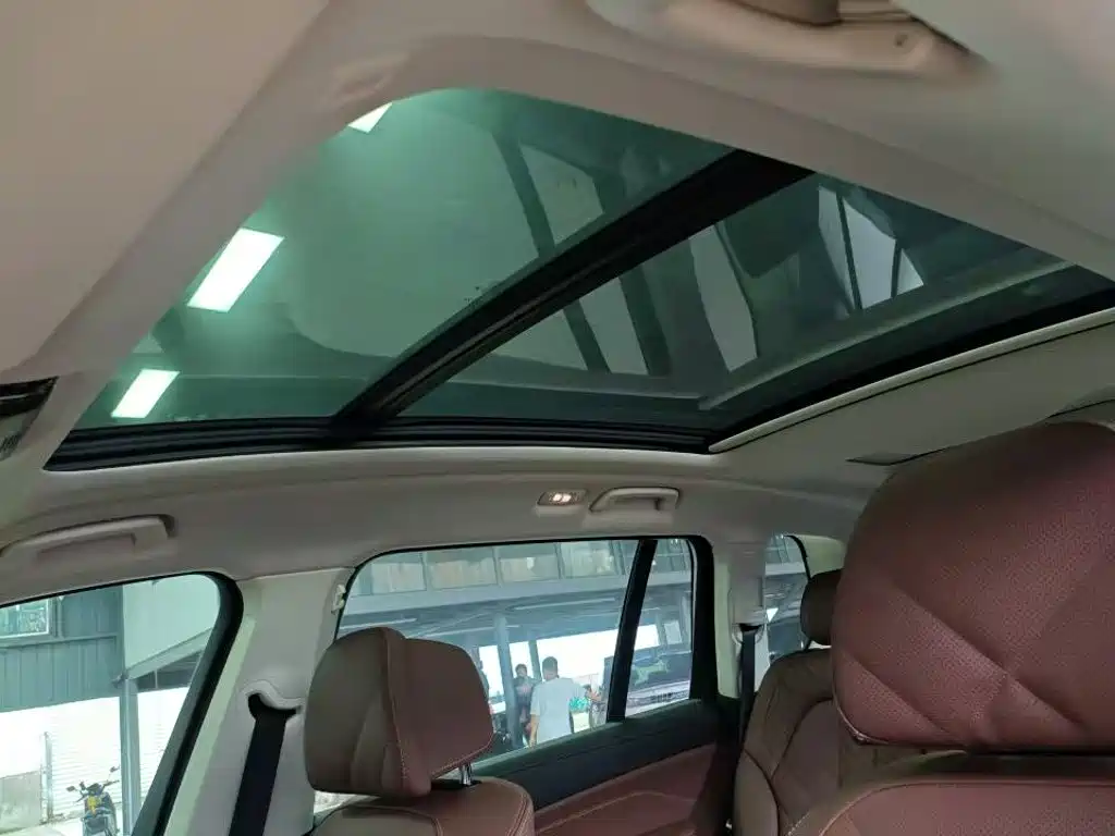 Photo 5 - BMW X7