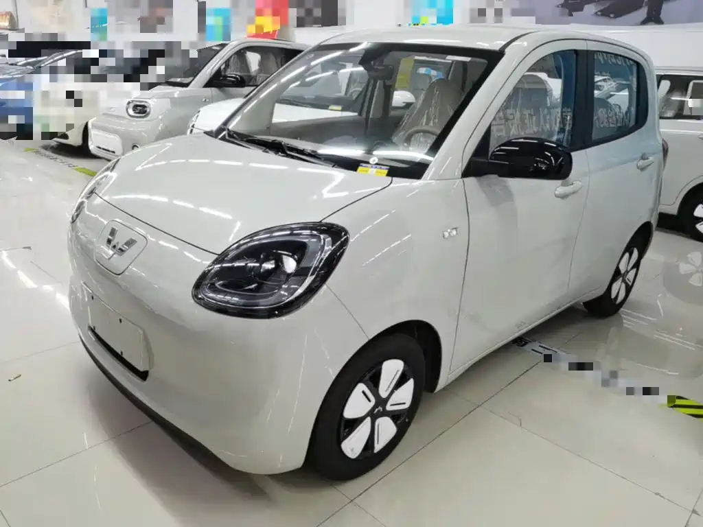 Wuling Motors Hongguang MINIEV 2025 4-Door Advanced 1