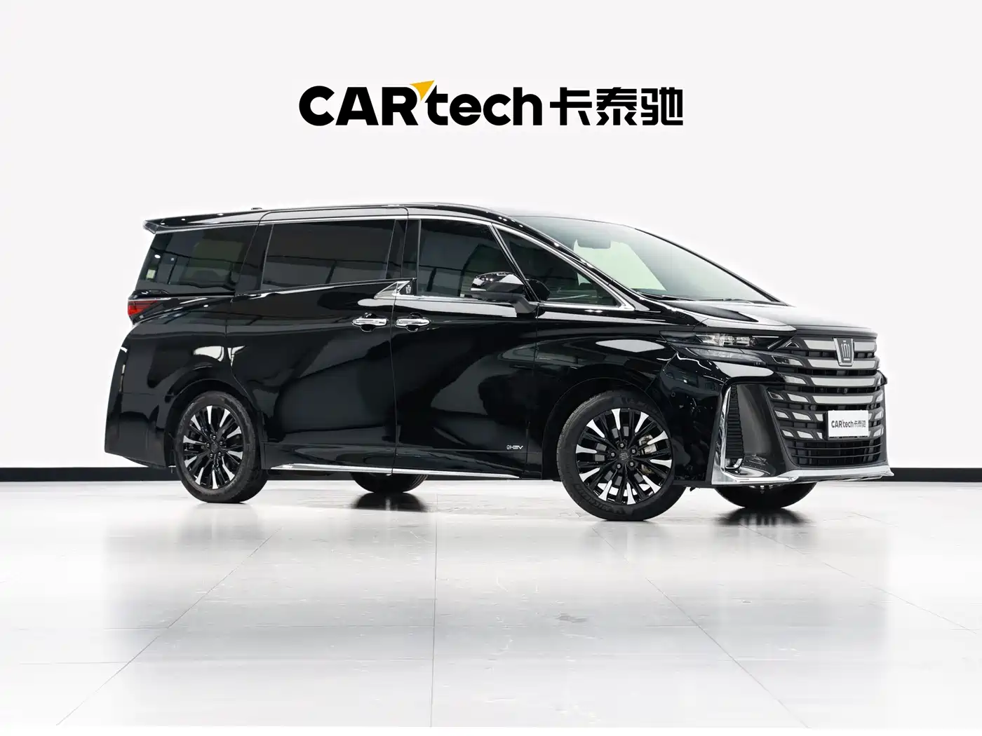 Toyota Vellfire 2024 Crown Hybrid 2.5L Executive Premium Edition фото 3