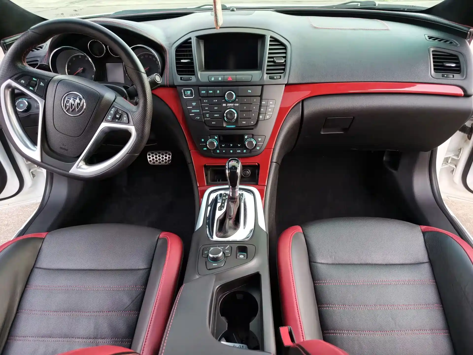Фото 7 - Buick Regal