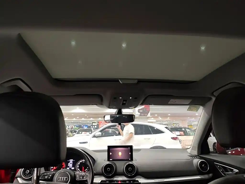 Audi Q2L 2018 35 TFSI Fashion Elegance China V фото 18