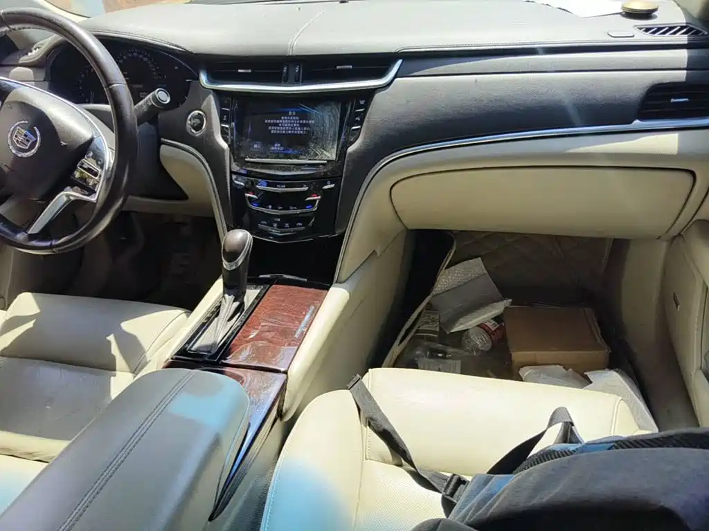 Photo 12 - Cadillac XTS