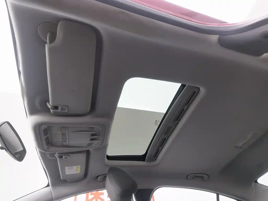 Chevrolet Cruze 2018 320 Automatic Pioneer Sunroof Edition фото 14