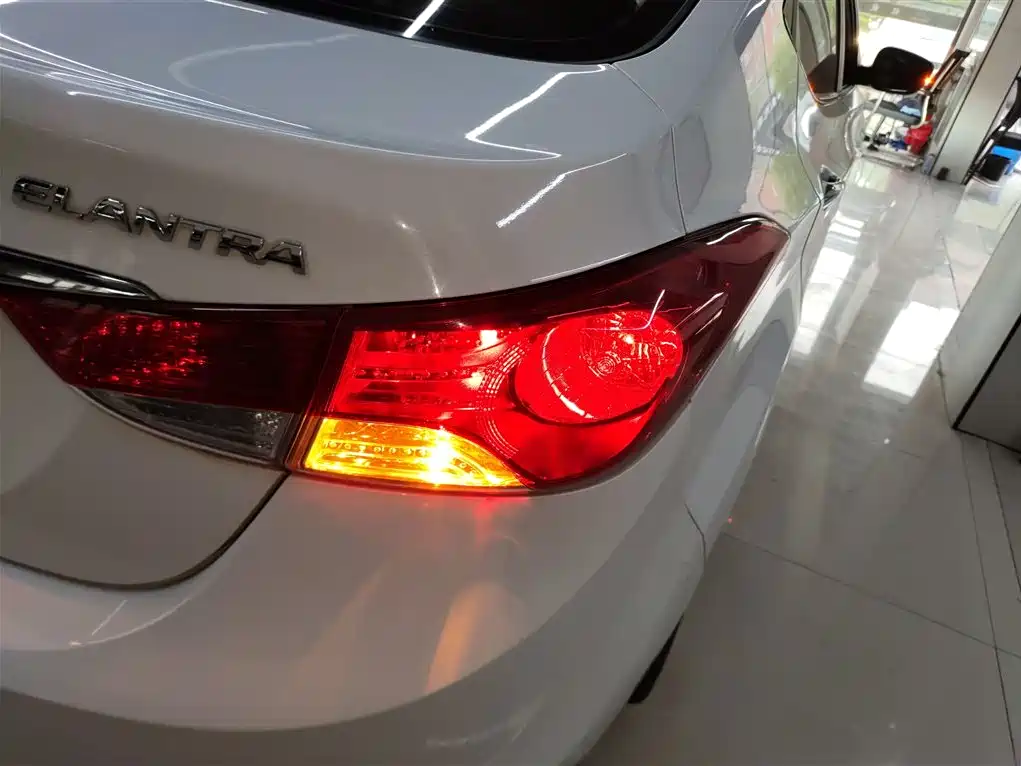 Hyundai Langdong 2015 1.6L Auto Premium фото 8