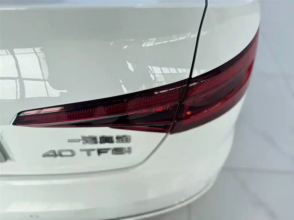 Audi A4L 2018 30th Anniversary 40 TFSI Sport фото 14