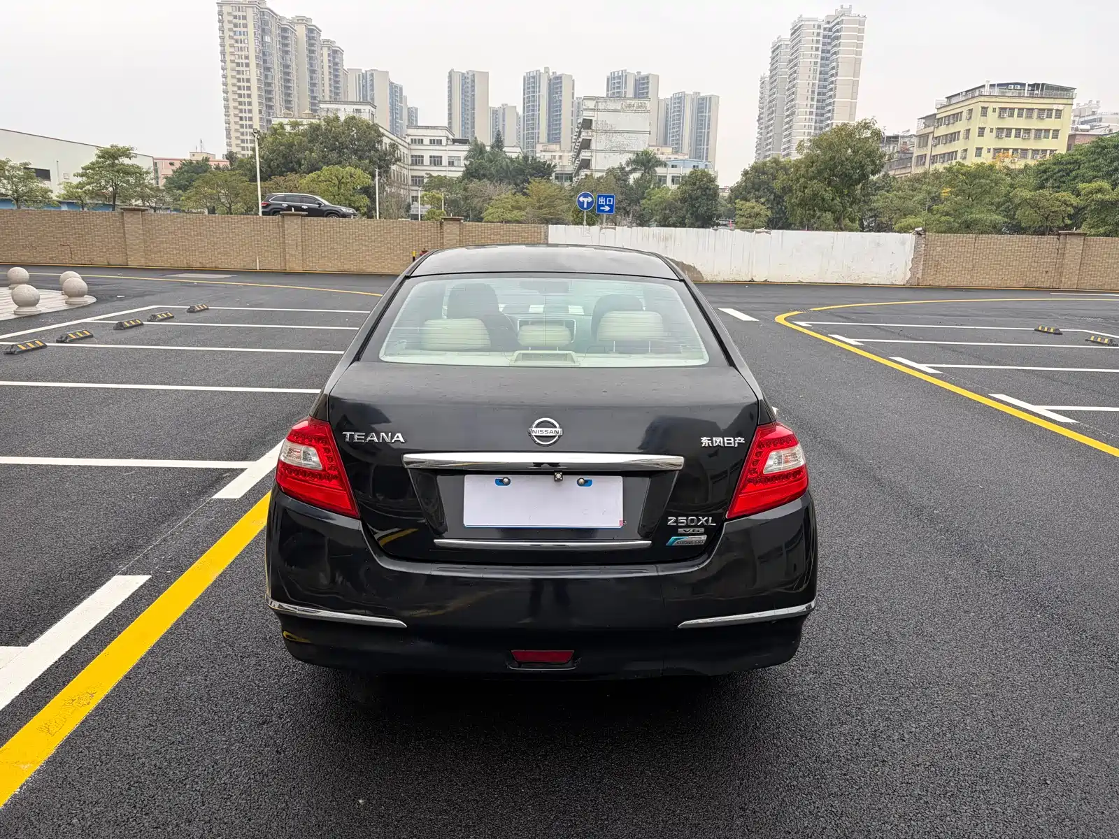 Photo 9 - Nissan Teana