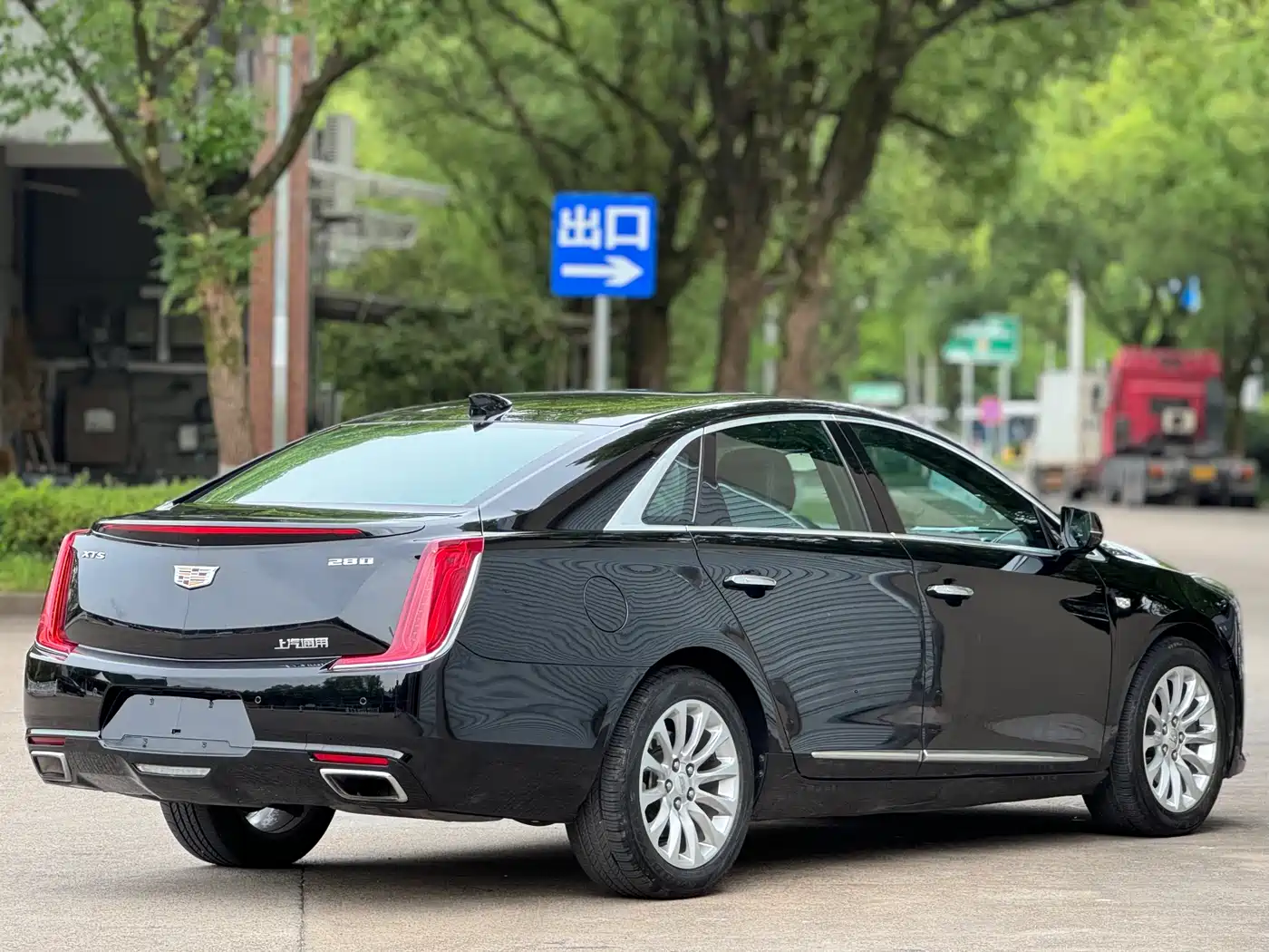 Cadillac XTS 2018 28T Technology фото 4