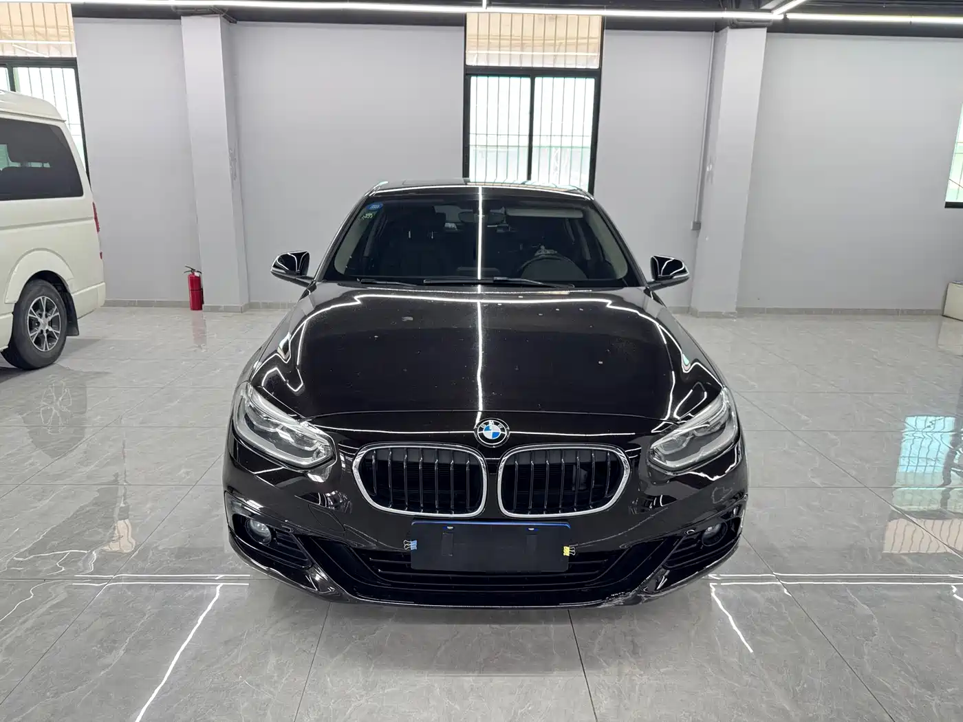 BMW 1 Series 2018 Facelift 118i Sport фото 2