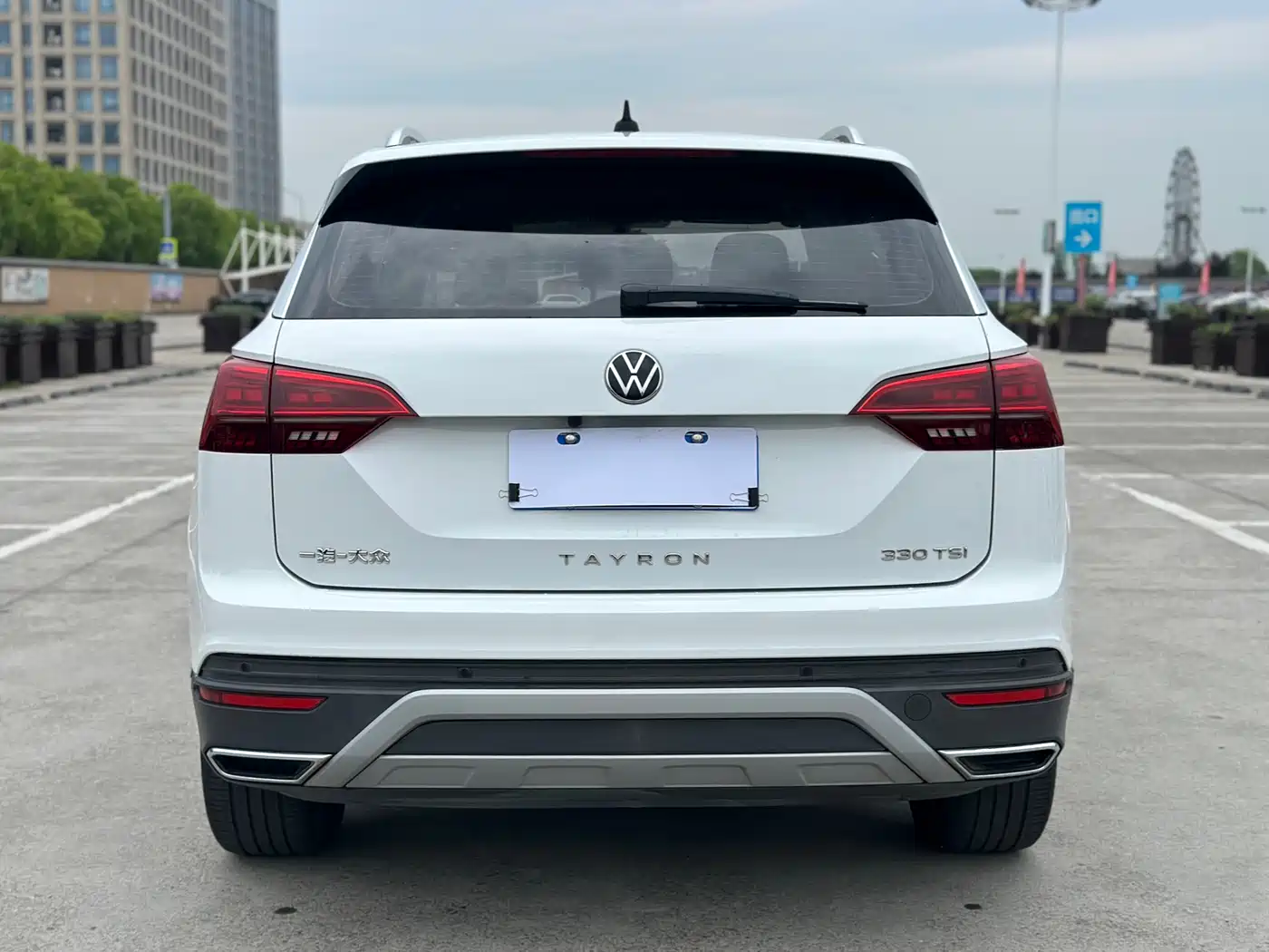 Volkswagen Tayron 2022 280TSI 2WD Luxury Smart Connect Edition фото 5