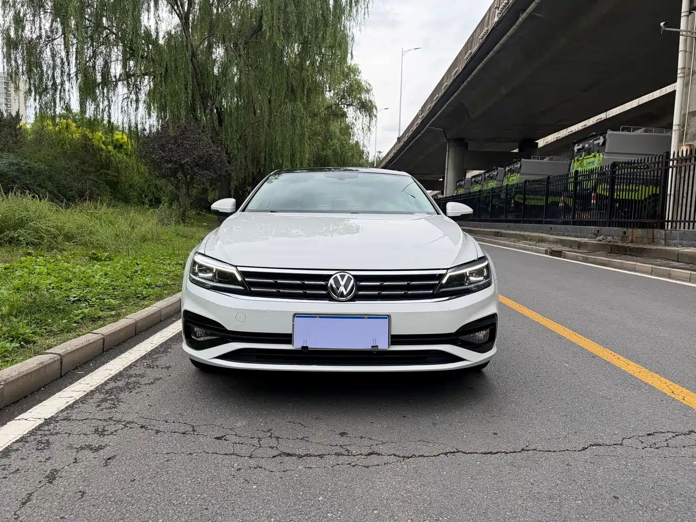 Volkswagen Lamando 2021 280TSI DSG Comfort Edition фото 2