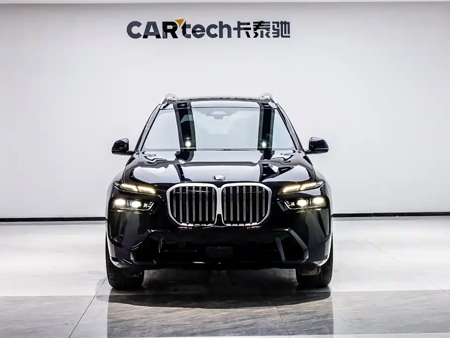 BMW X7 2023 xDrive40i Exclusive Luxury Package