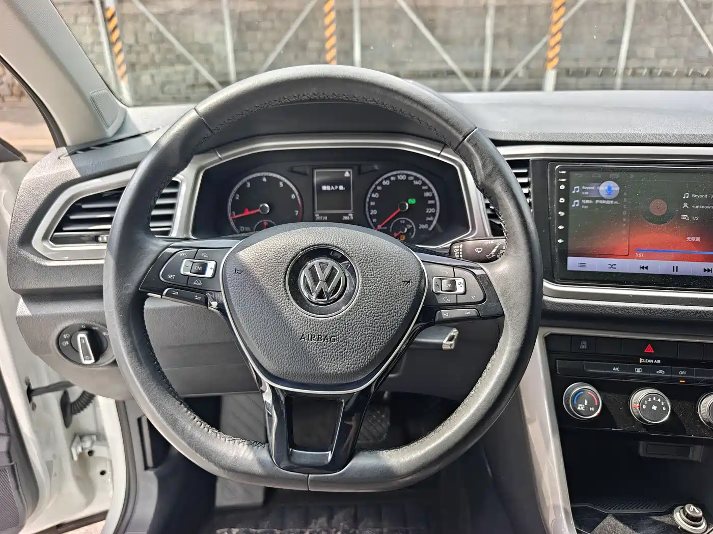 Volkswagen T-ROC 2018 230TSI DSG 2WD Progressive China V фото 7