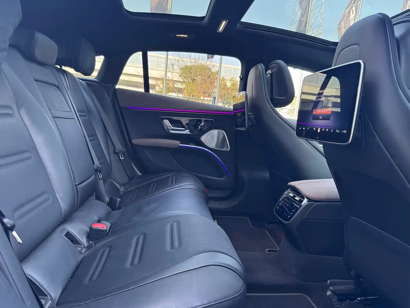 MERCEDES-BENZ EQS AMG