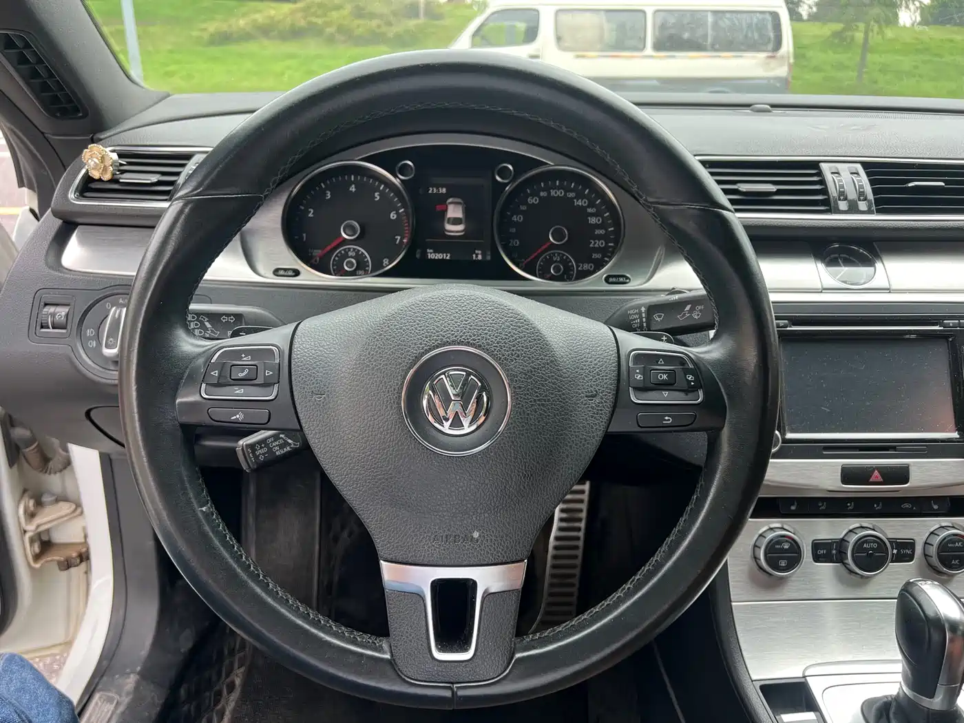 Volkswagen FAW-Volkswagen CC 2015 1.8TSI Luxury фото 8