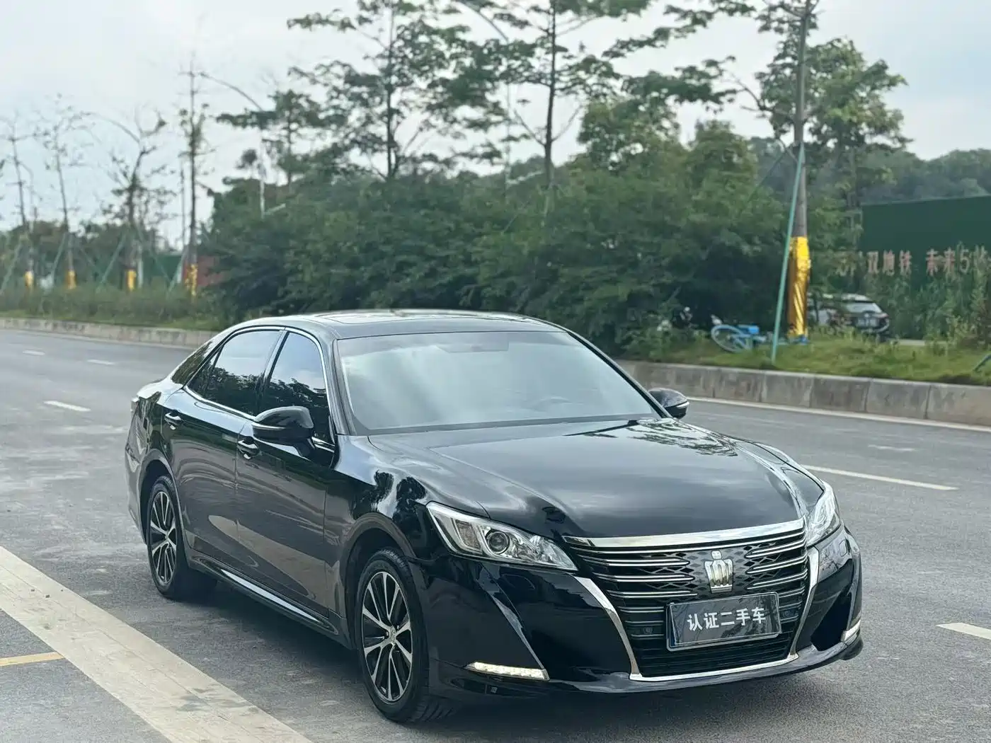 Toyota Crown 2018 2.0T Fashion Edition фото 3