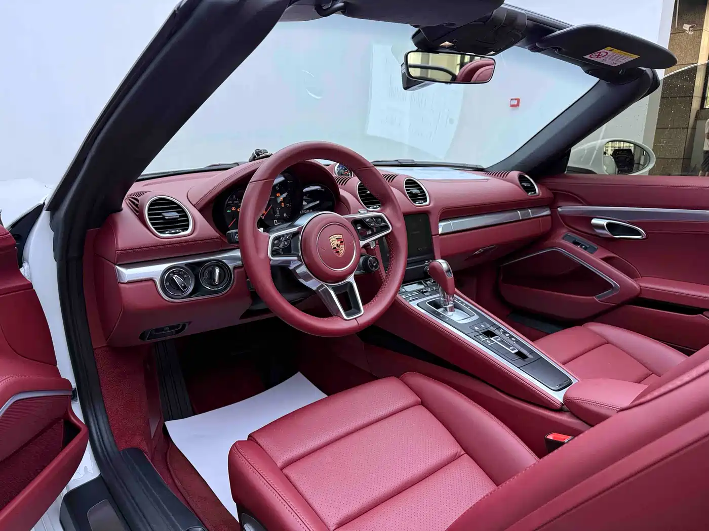 Porsche 718 2023 Boxster Style Edition 2.0T фото 16
