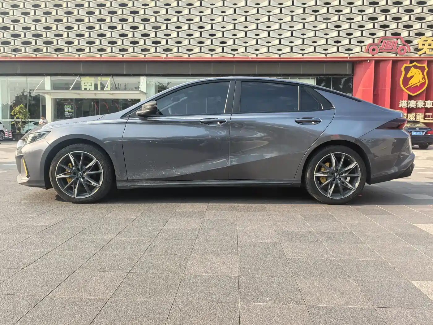 GAC Trumpchi Trumpchi Emkoo 2022 2021 270T DCT J15 Edition