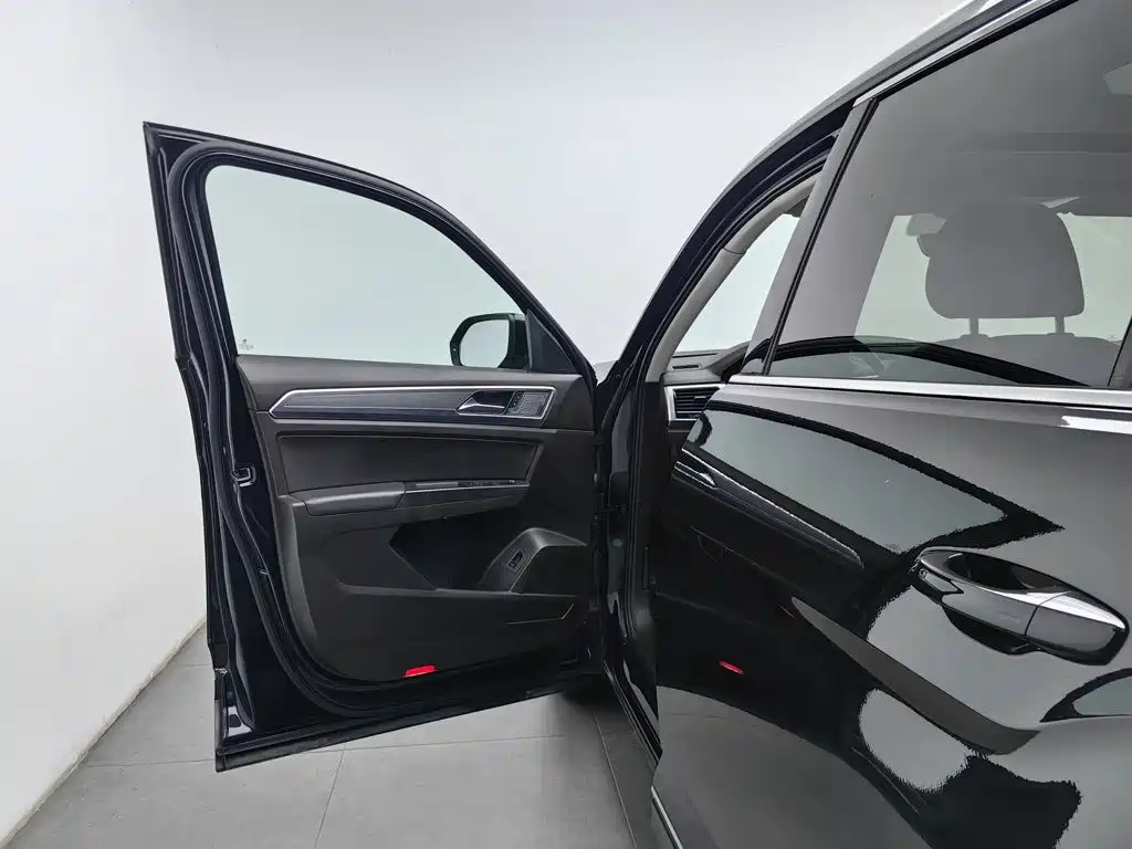 Фото 8 - Volkswagen Teramont