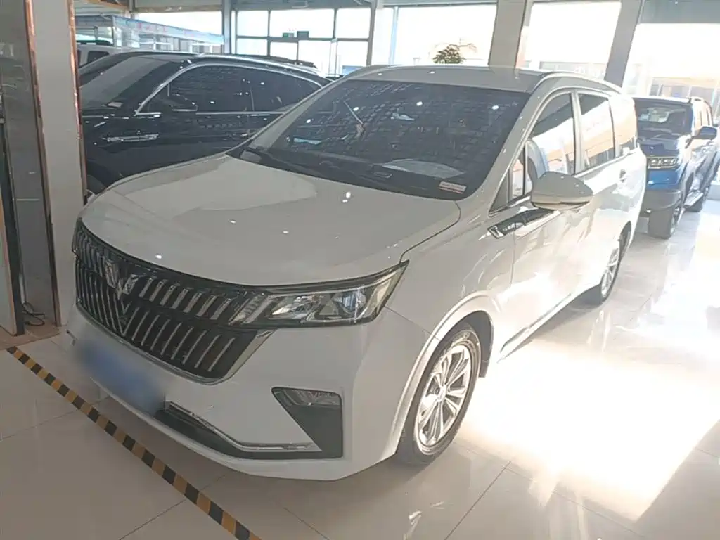 Wuling Motors Wuling Jiachen 2022 1.5T CVT Smart Luxury