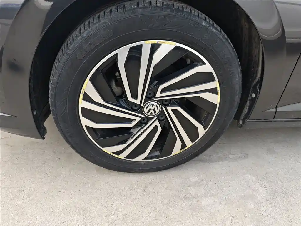 Volkswagen Sagitar 2021 280TSI DSG Surpassing Edition фото 25