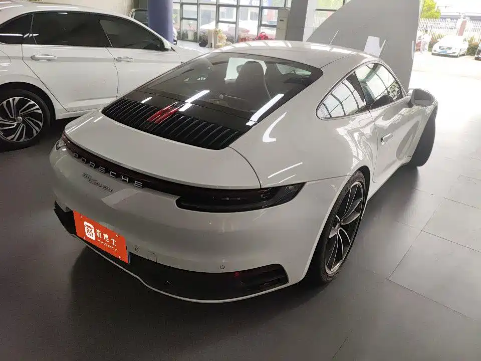 Porsche 911 2023 Carrera 3.0T фото 9